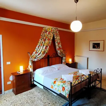 Casa vacanze The Garden House Castelfiorentino